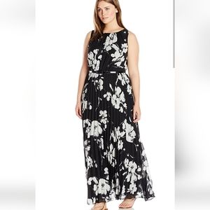 Jessica Howard Pleated Blouson Maxi Dress, Black/Ivory